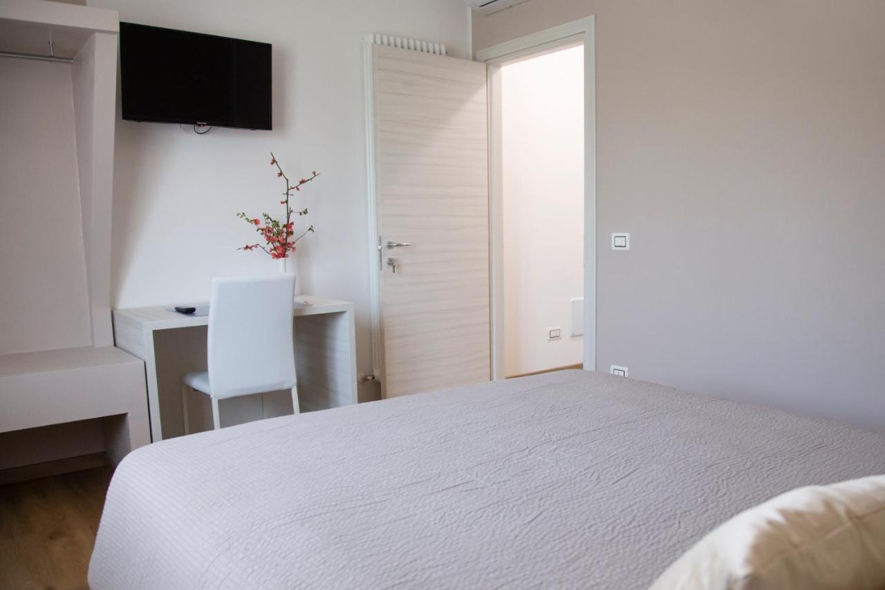 B&B Stellanova San Donnino della Nizzola Eksteriør billede